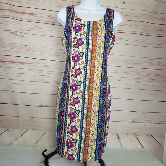 Ambiance Dresses & Skirts - NWOT Ambiance Women's L Bodycon Floral w Paisley